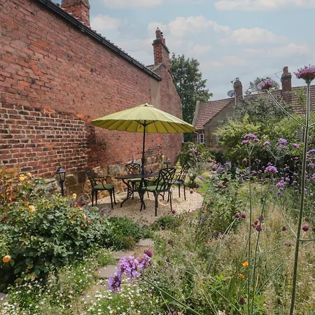 펜션 Red Grouse 기스버러